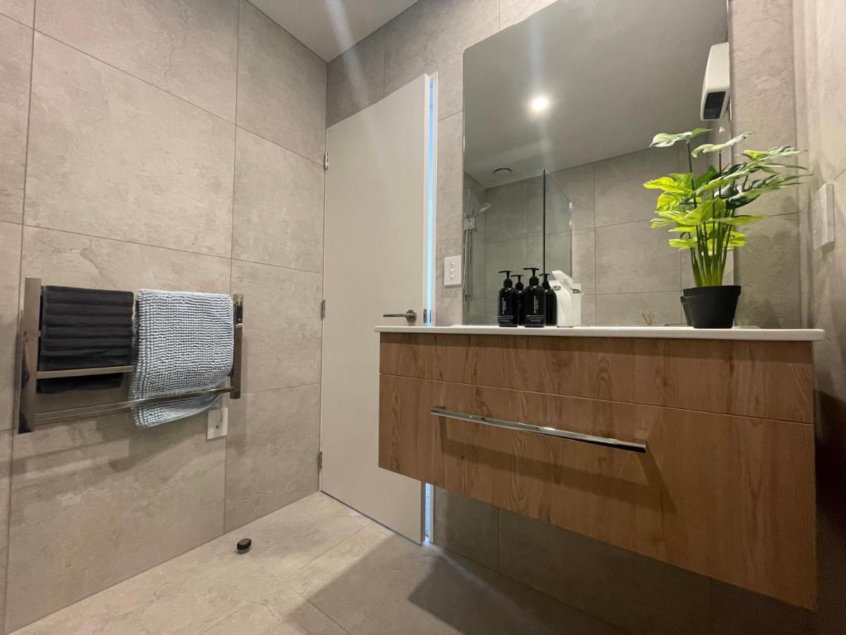 Inner City Luxury With Free Parking 크라이스트처치 외부 사진